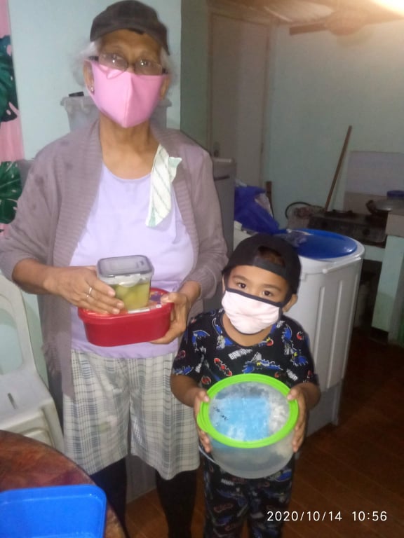 Community Kitchen in Payatas, Quezon City by NMB3P3